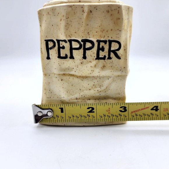 Vintage E.S. Molds Paper Bag Salt & Pepper Shakers Set 5 in Handmade 1970s - Picture 9 of 11